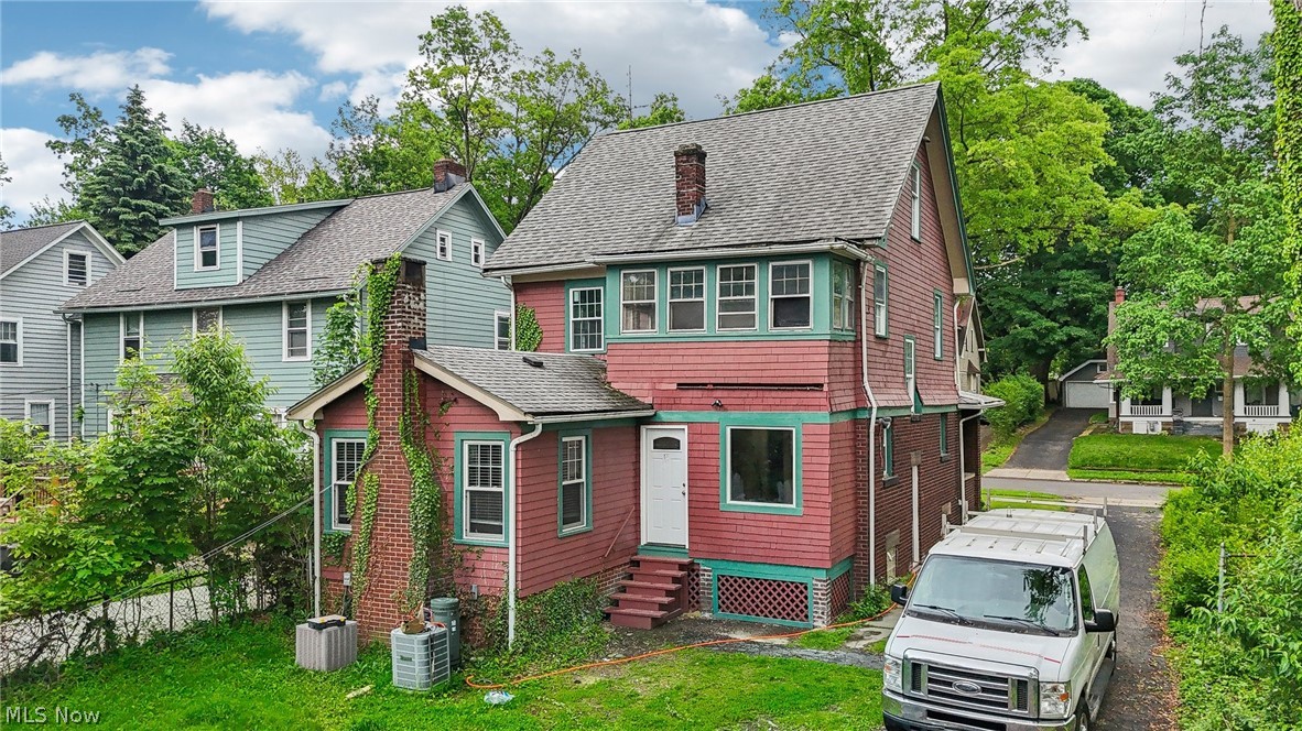 3175 Oak Road