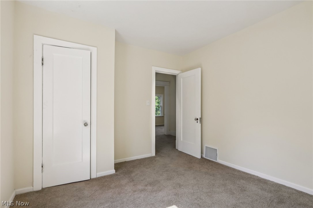 3175 Oak Road