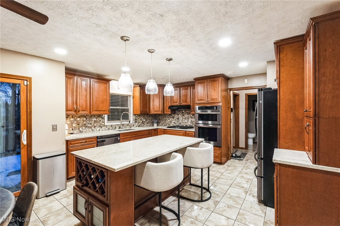340 Woodbridge Glen