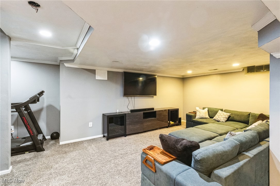 340 Woodbridge Glen