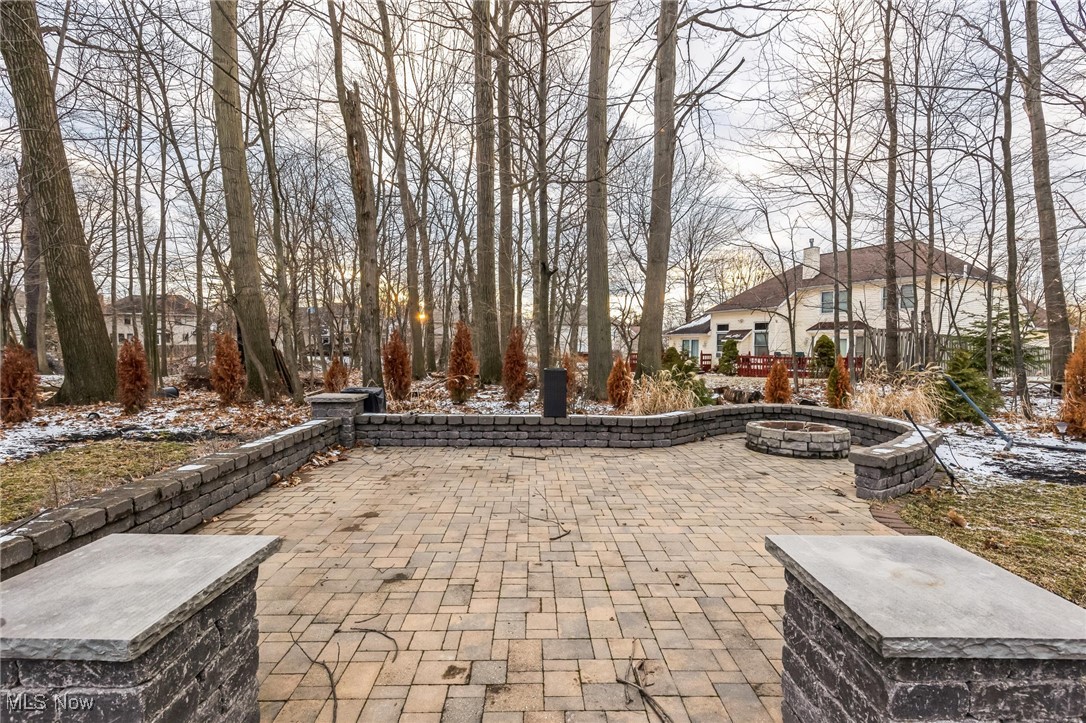340 Woodbridge Glen