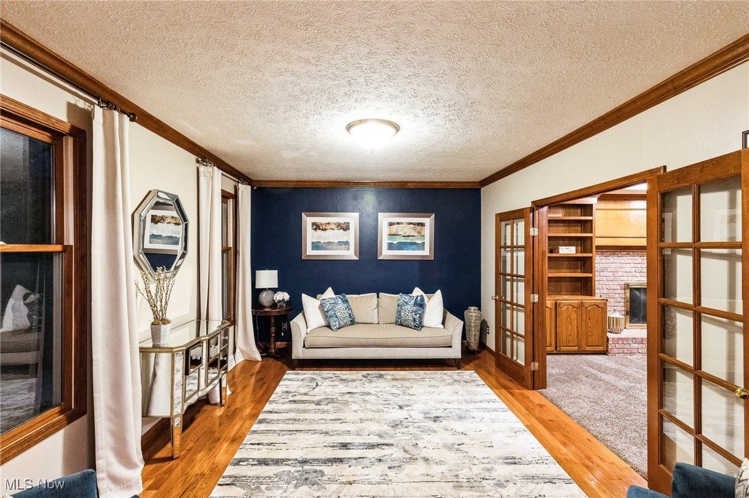 340 Woodbridge Glen