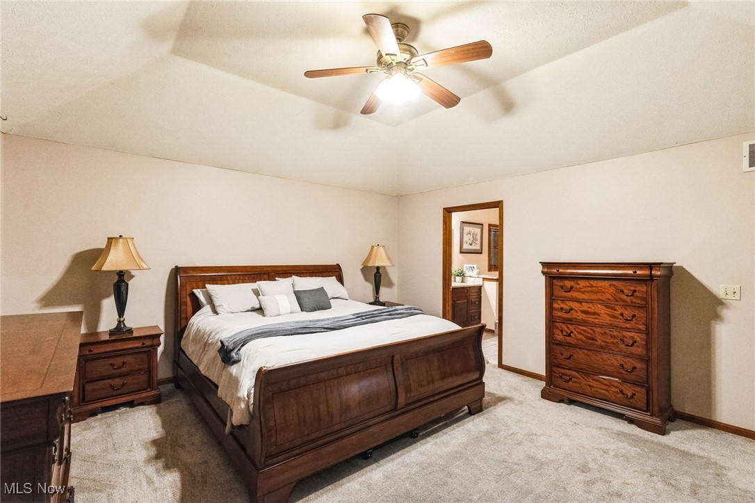 340 Woodbridge Glen