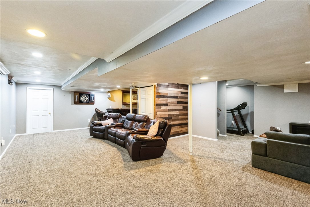 340 Woodbridge Glen