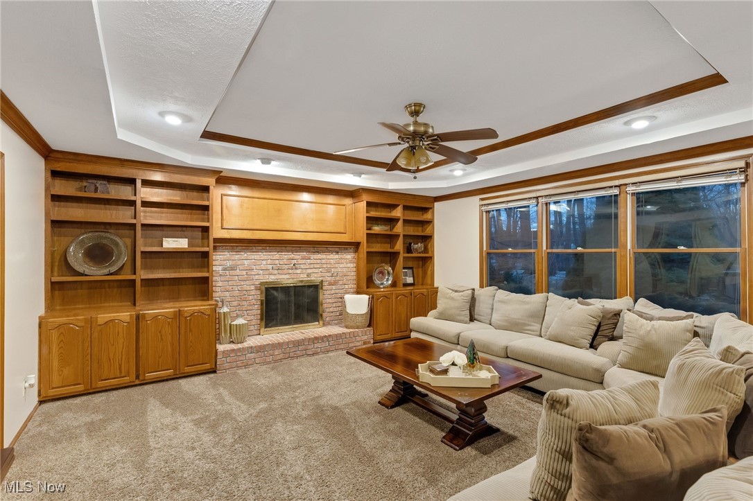 340 Woodbridge Glen