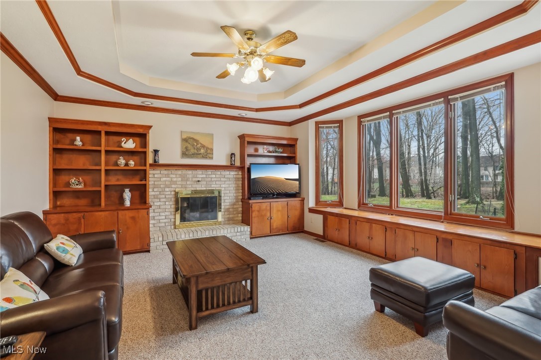 342 Woodbridge Glen