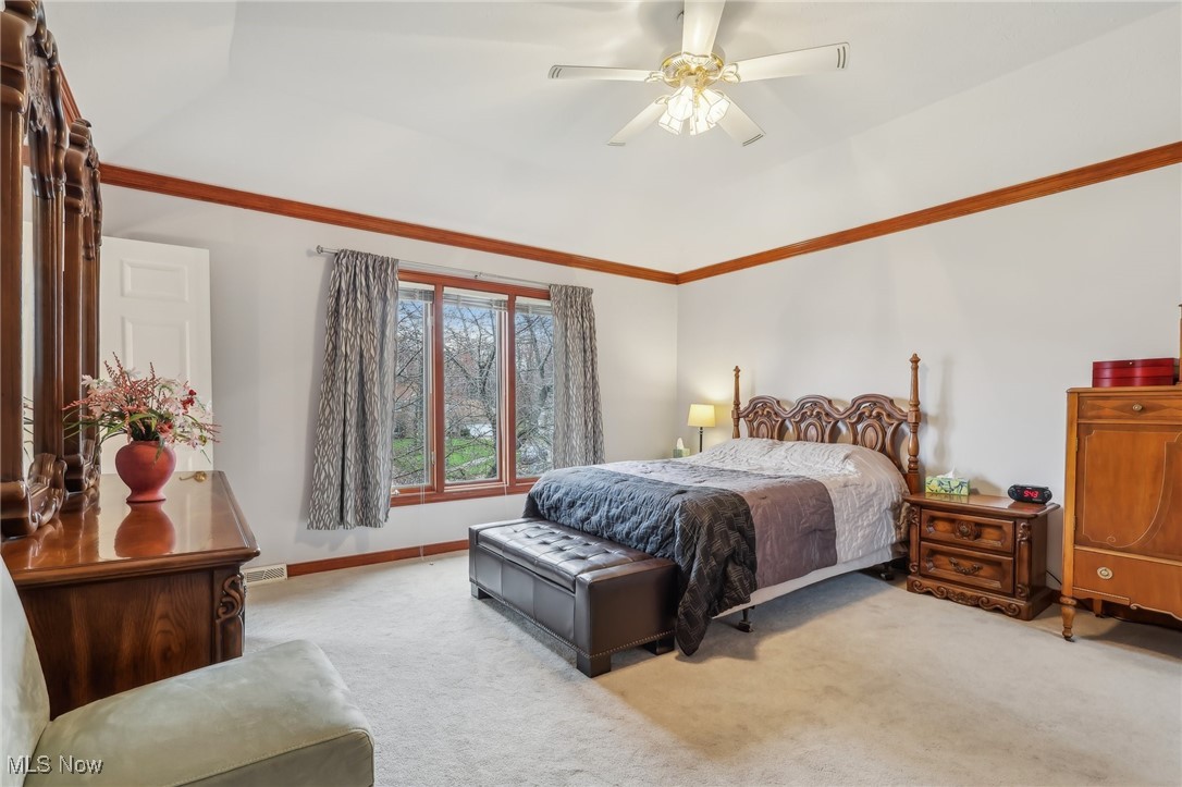 342 Woodbridge Glen