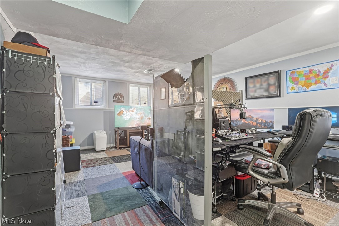 5512 Carol Jean Boulevard