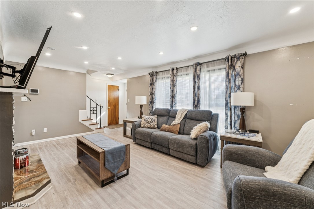 5039 Fairlawn Road