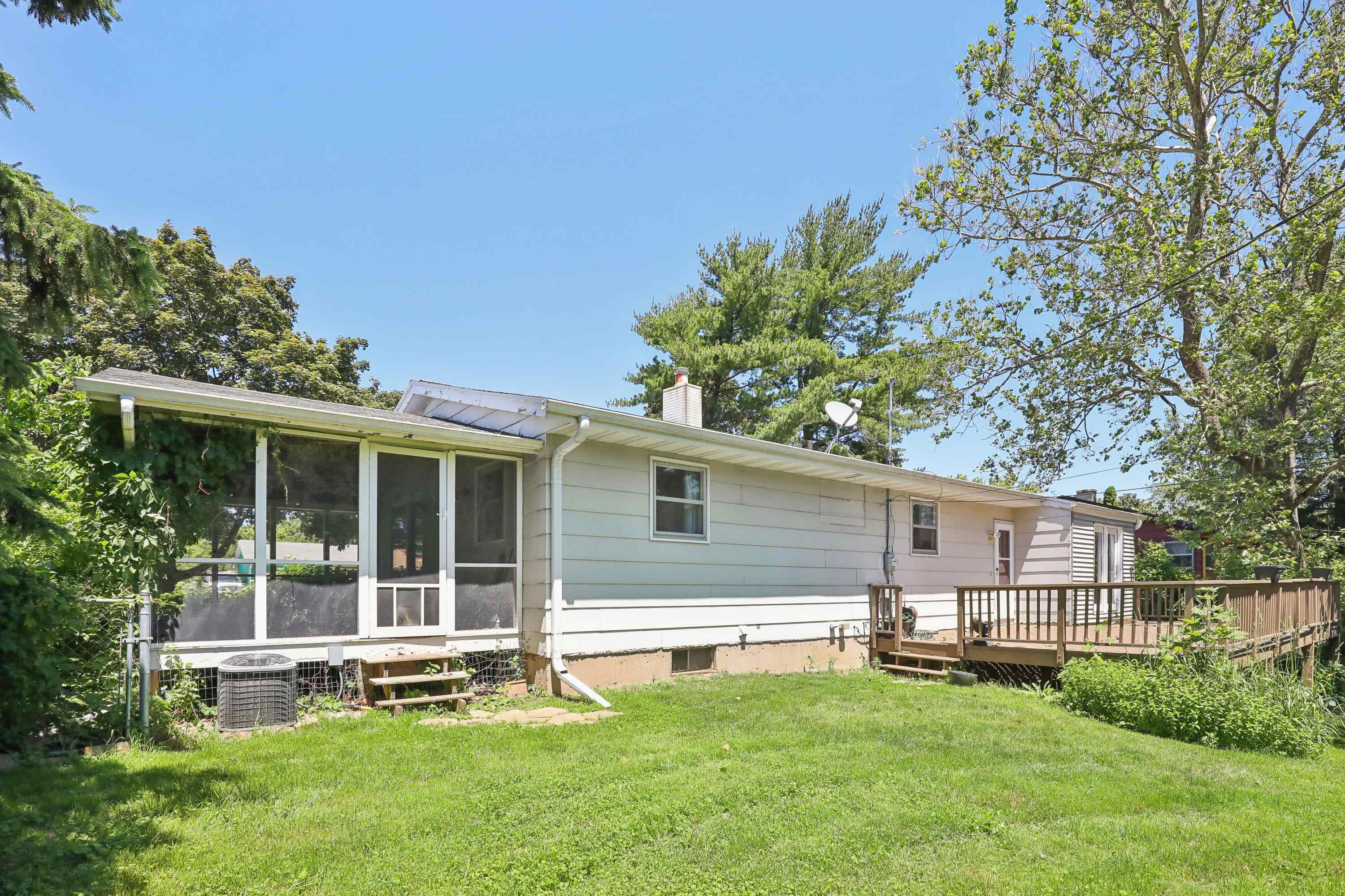 1105 Sequoia Trail