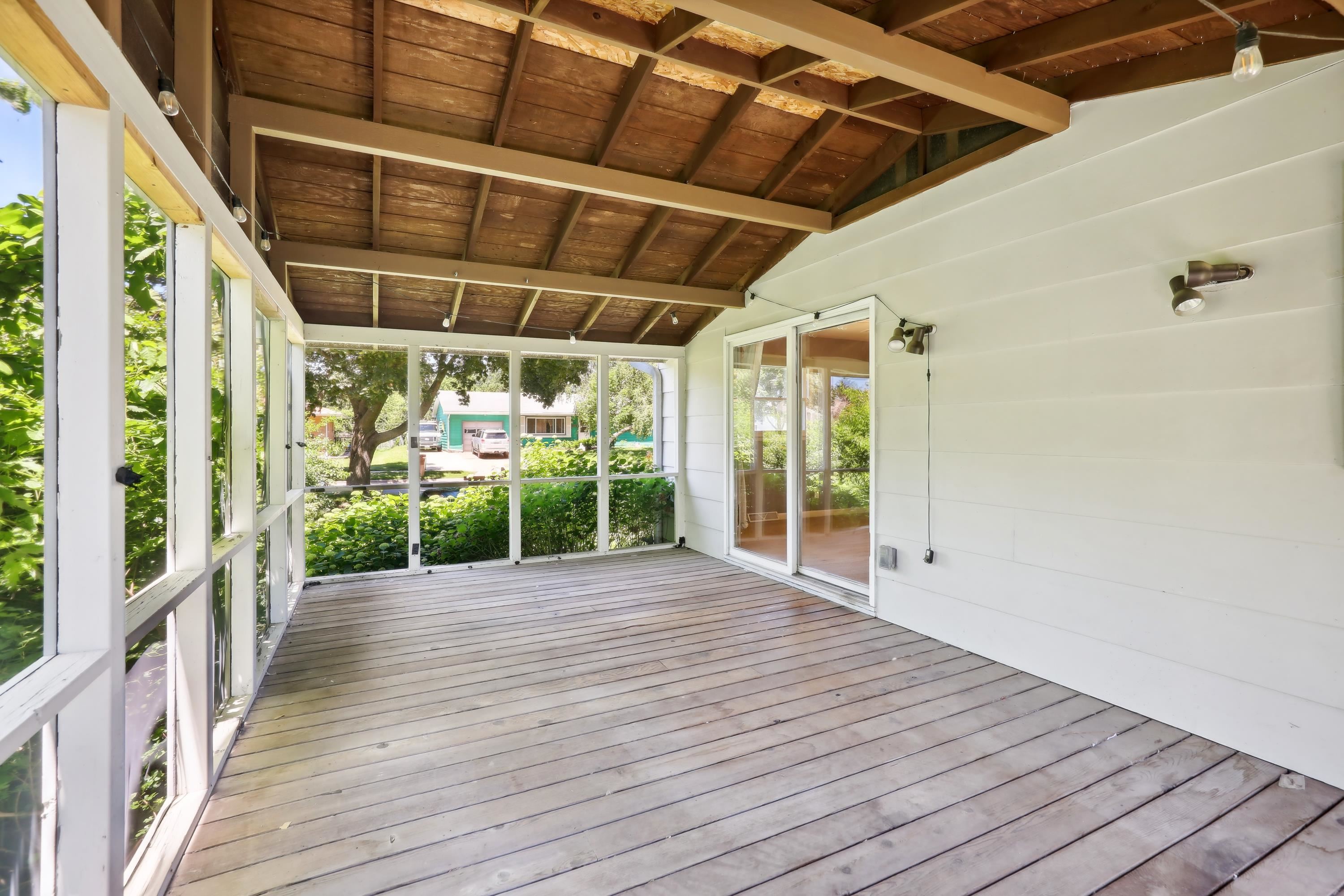 1105 Sequoia Trail