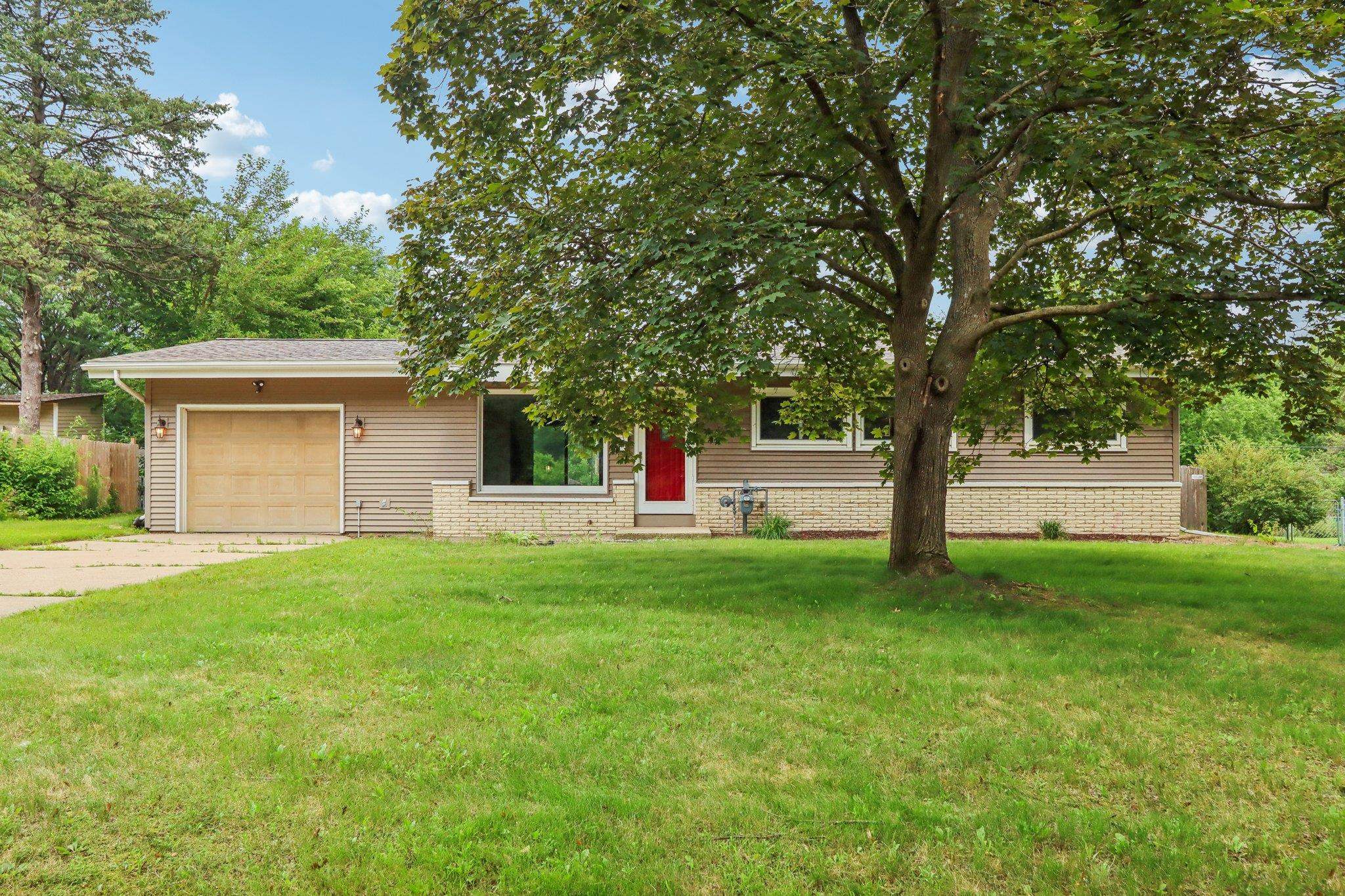 2009 Mulberry Lane