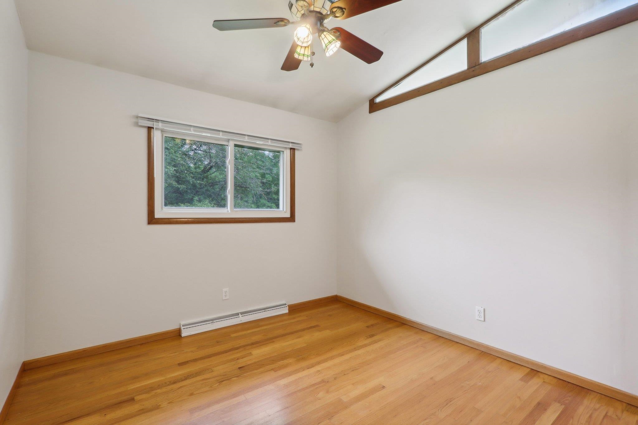 2009 Mulberry Lane
