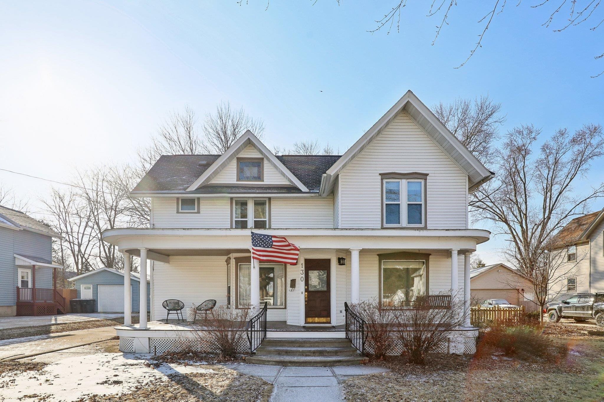 130 E Grant Street
