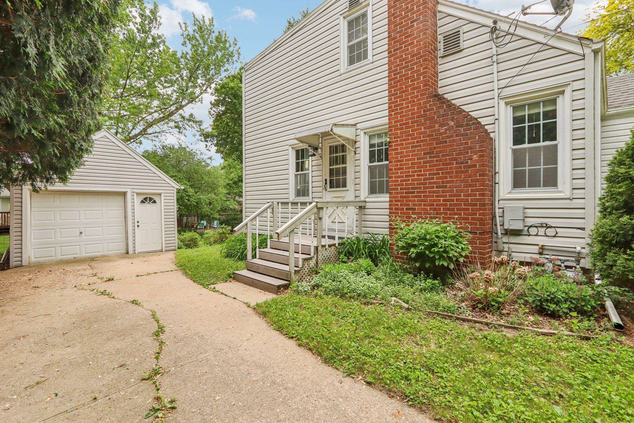 3815 St Clair Street