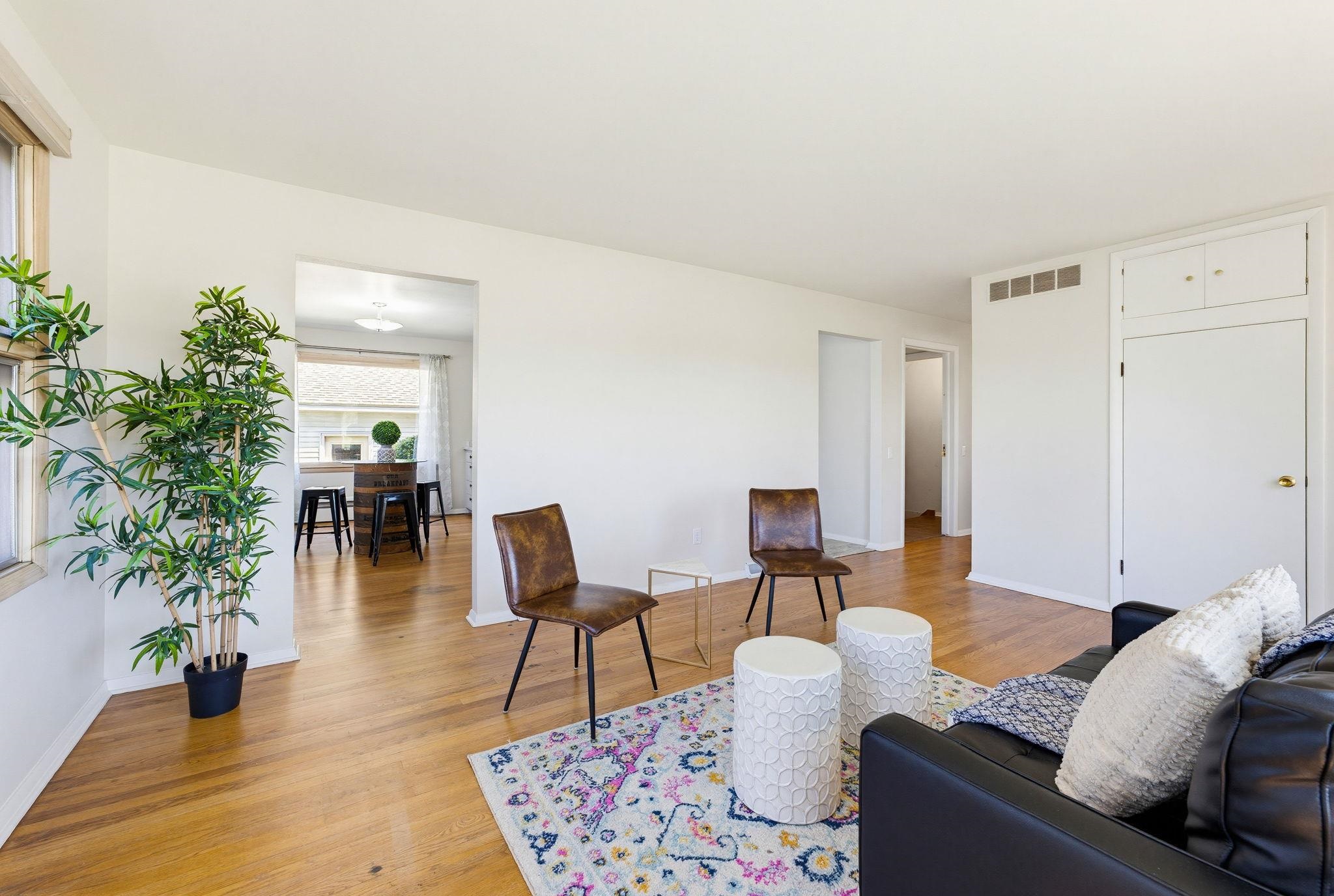 114 W Olin Avenue