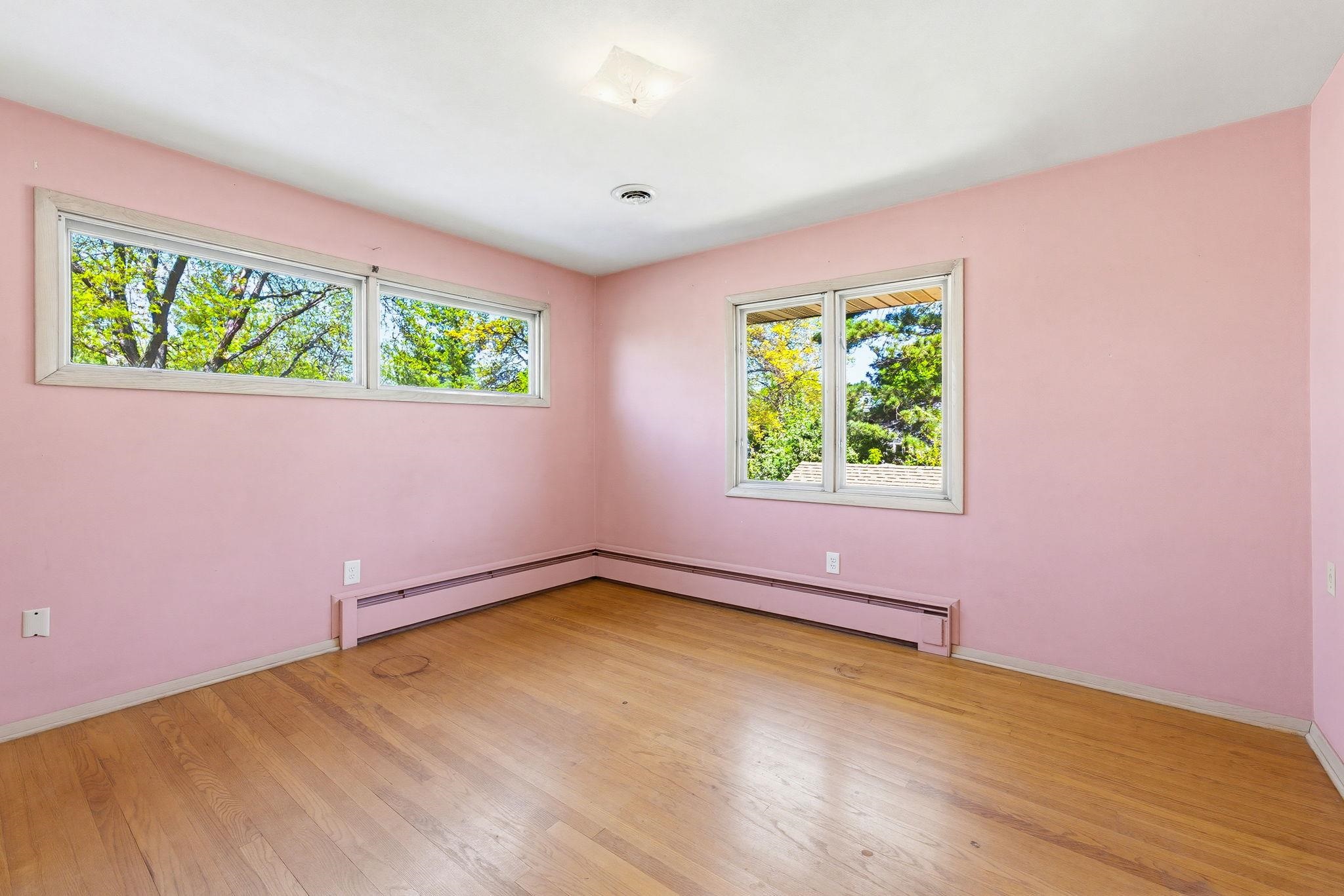 114 W Olin Avenue