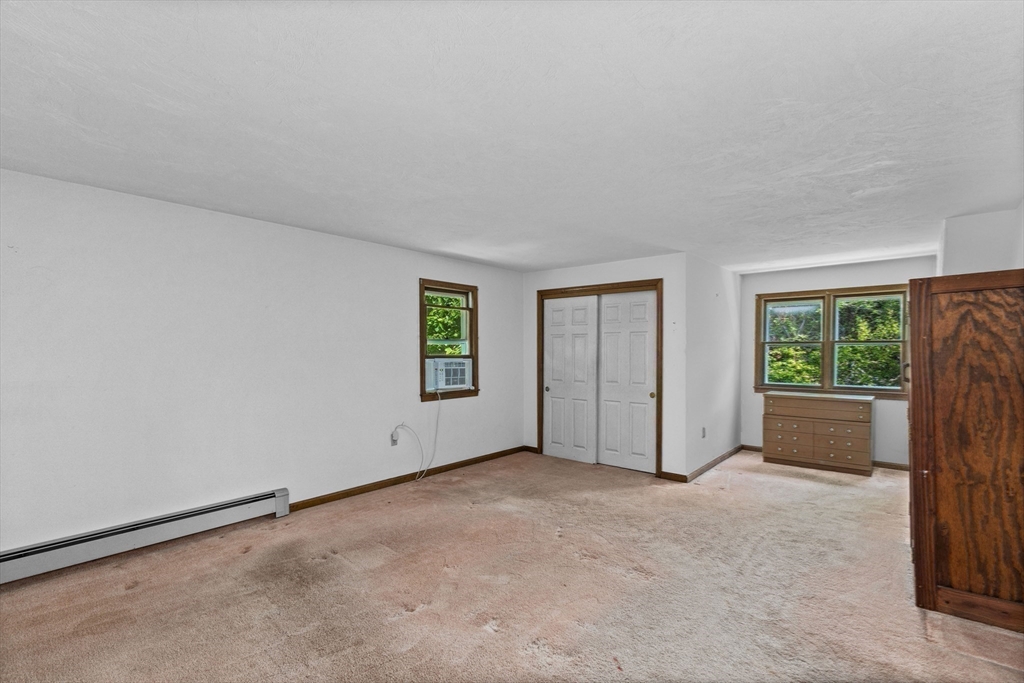 7 Beach Rd