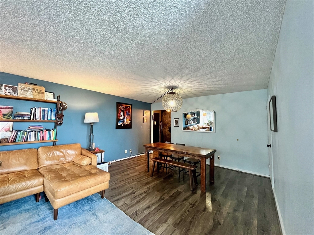 44-1101 Washington St # 1101
