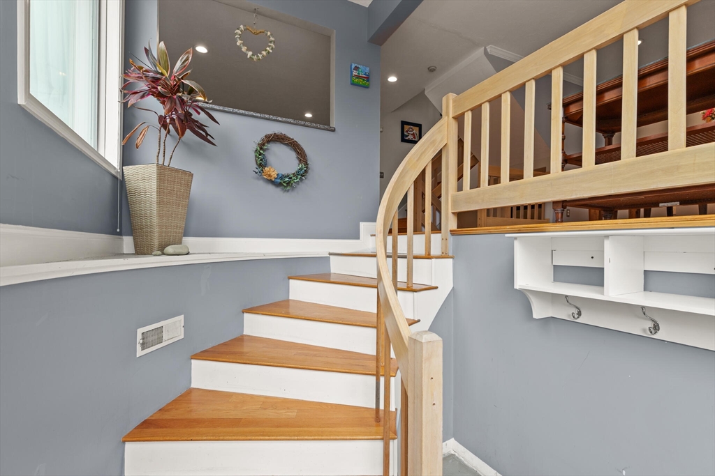 333 Captain Eames Cir # 333