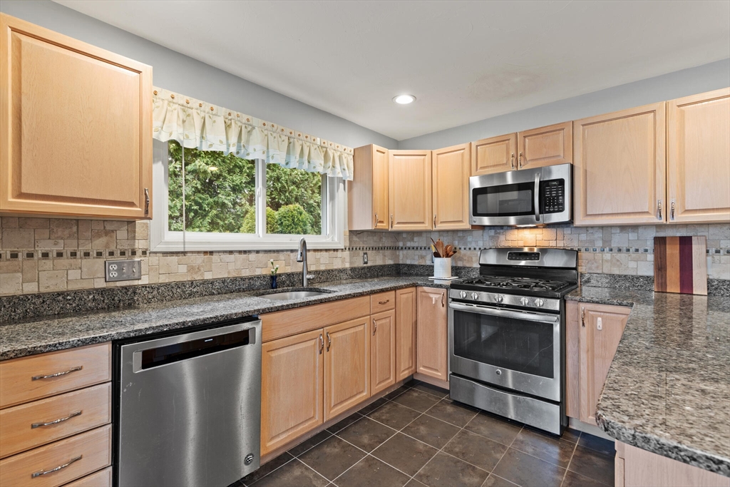 333 Captain Eames Cir # 333