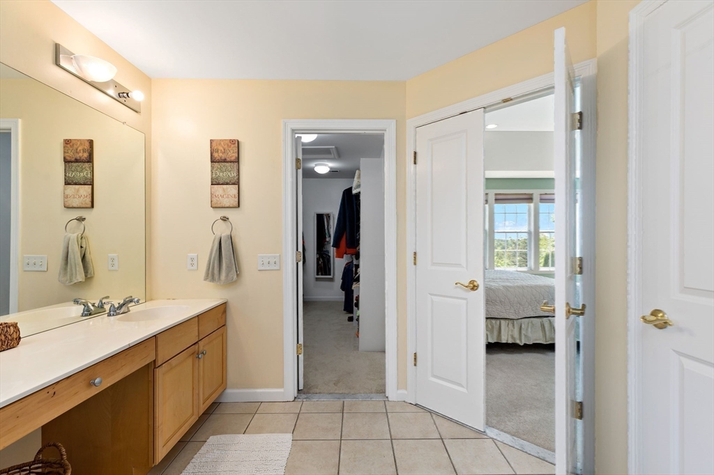 407 Raymond Rd