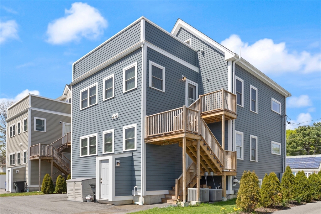60 Starbird Ave # 2
