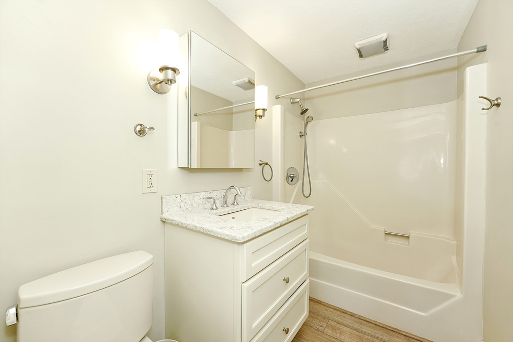 151 Providence Rd # 15