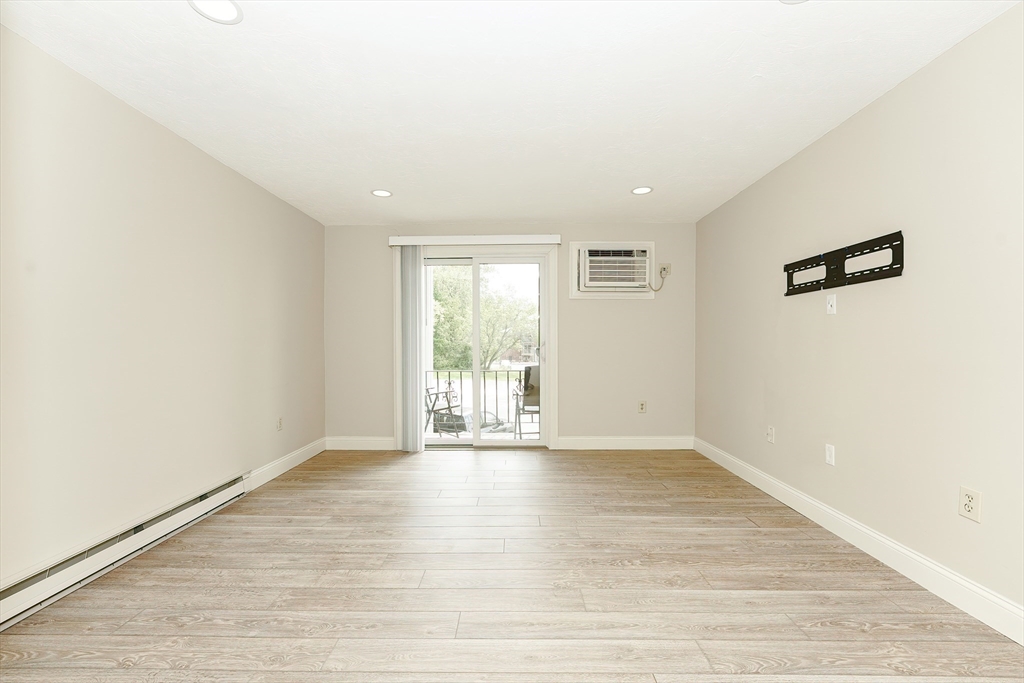 151 Providence Rd # 15