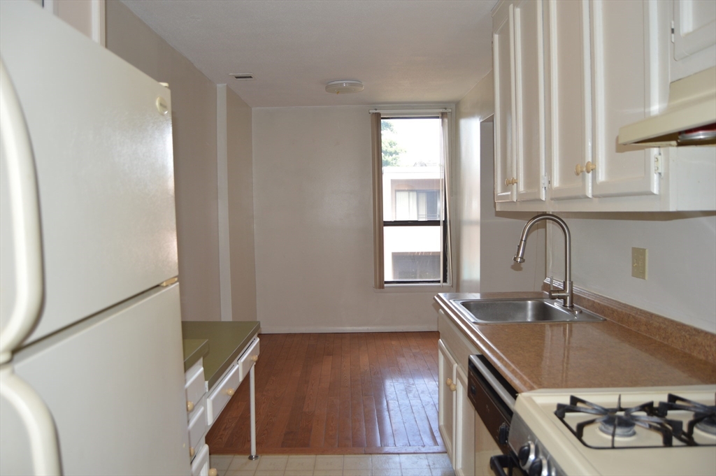 62 Shrewsbury Green Dr Unit: K