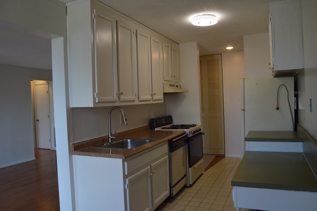 62 Shrewsbury Green Dr Unit: K