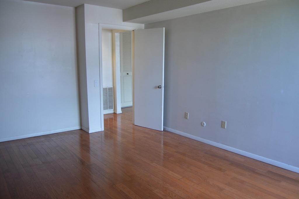 62 Shrewsbury Green Dr Unit: K