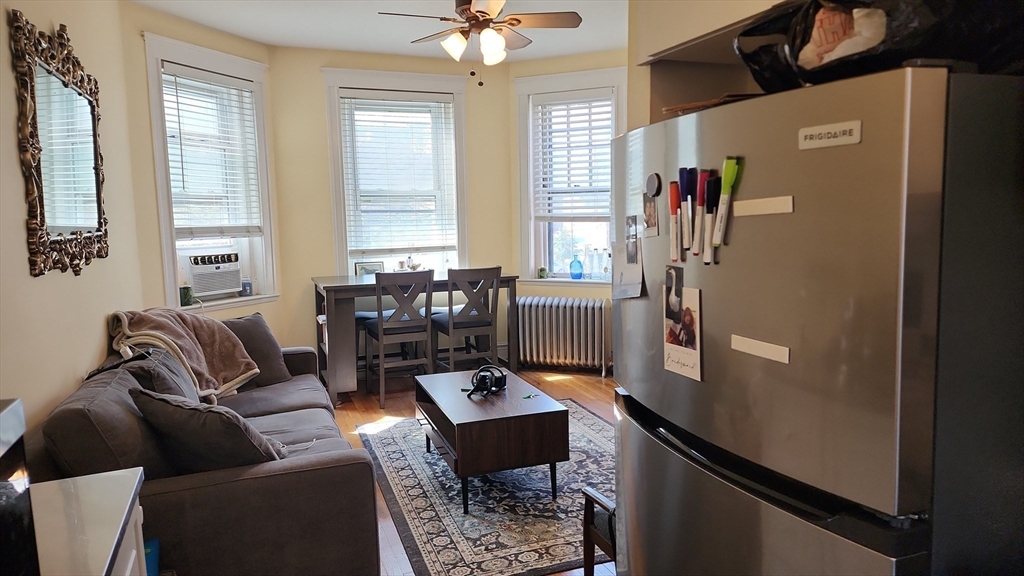 1568 Commonwealth Ave # 6