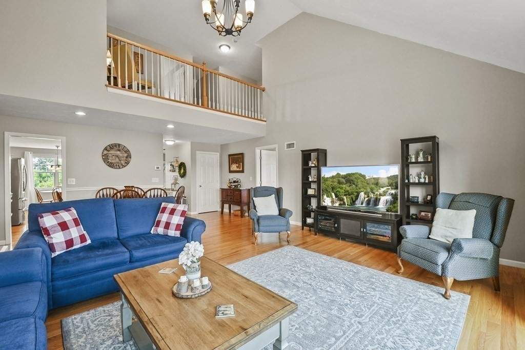 148 Ariel Cir # 148