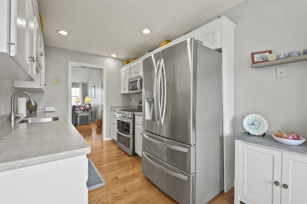 148 Ariel Cir # 148