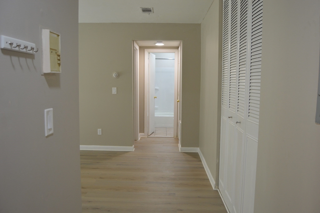 30 Shrewsbury Green Dr Unit: C
