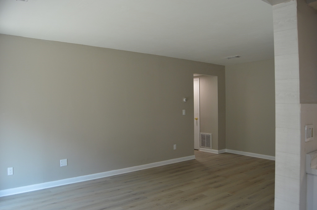 30 Shrewsbury Green Dr Unit: C