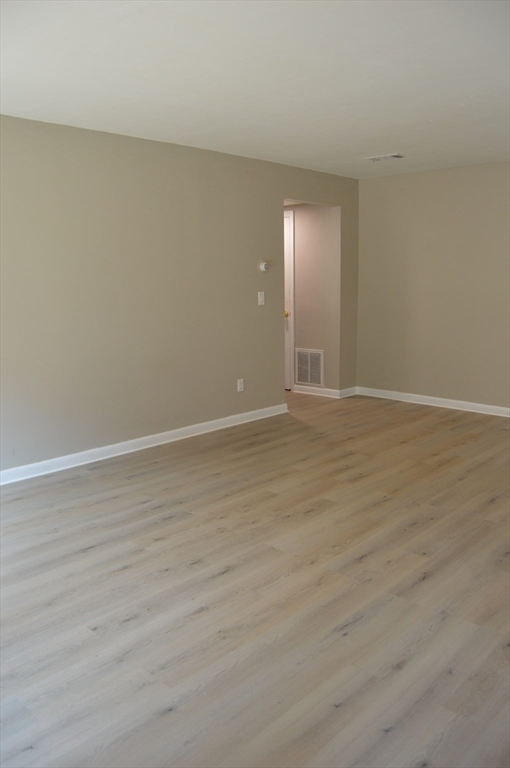 30 Shrewsbury Green Dr Unit: C