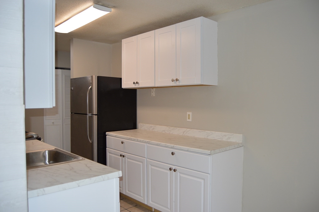 30 Shrewsbury Green Dr Unit: C