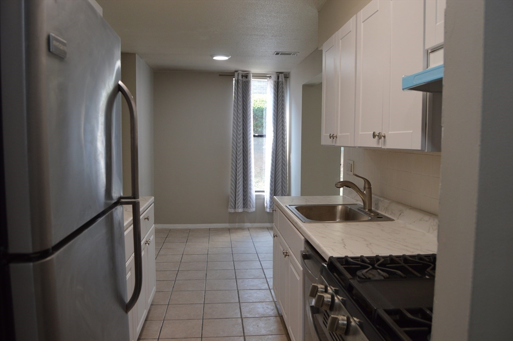 30 Shrewsbury Green Dr Unit: C