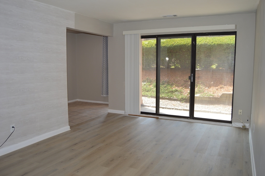 30 Shrewsbury Green Dr Unit: C