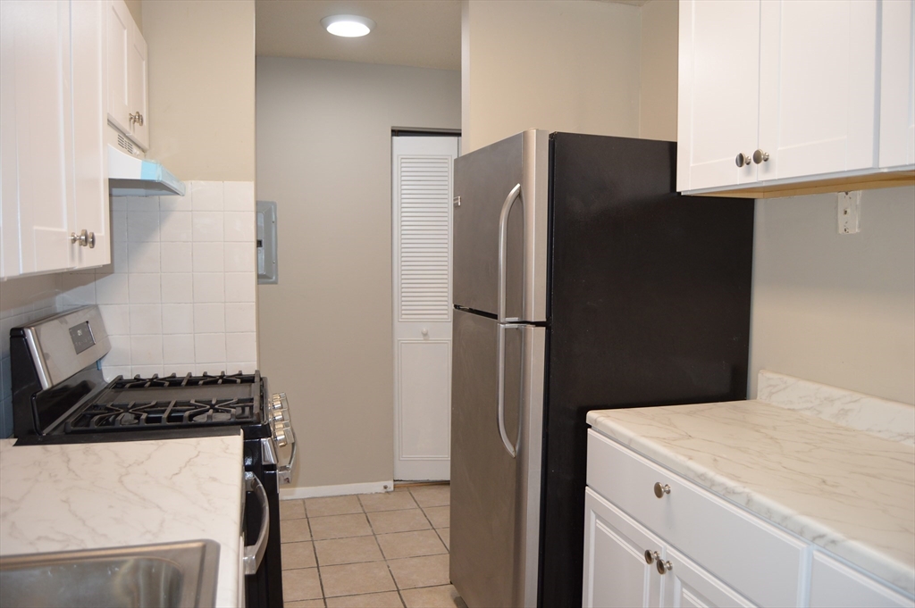 30 Shrewsbury Green Dr Unit: C
