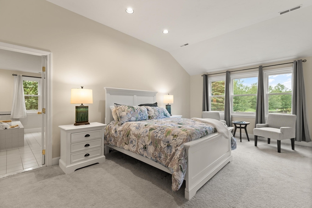323 Robert Rd
