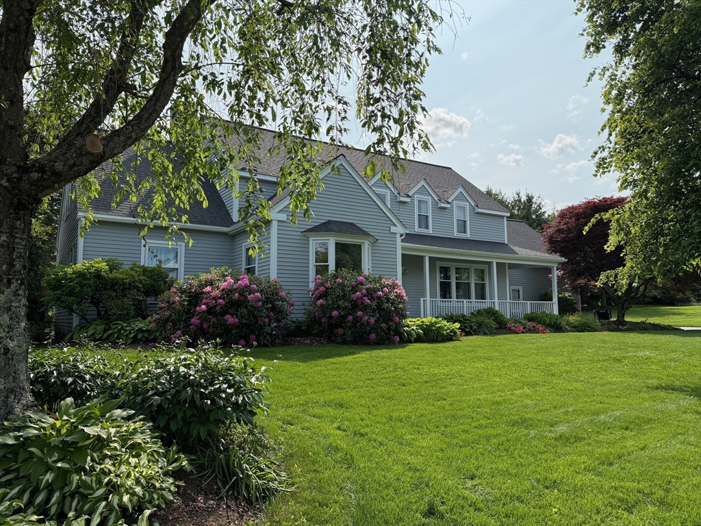 323 Robert Rd
