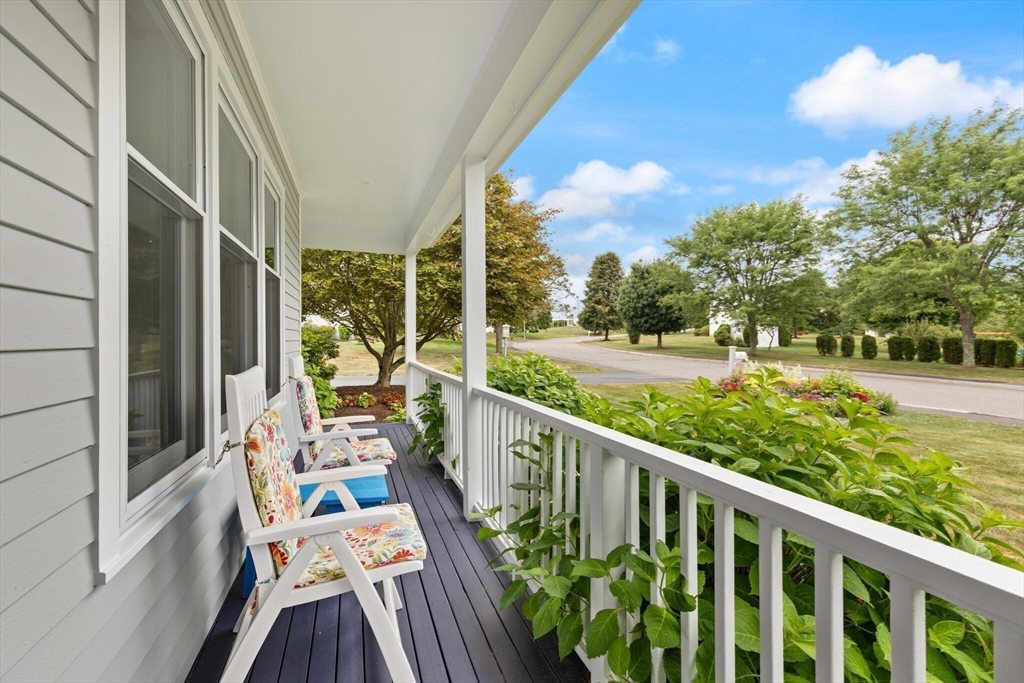 323 Robert Rd