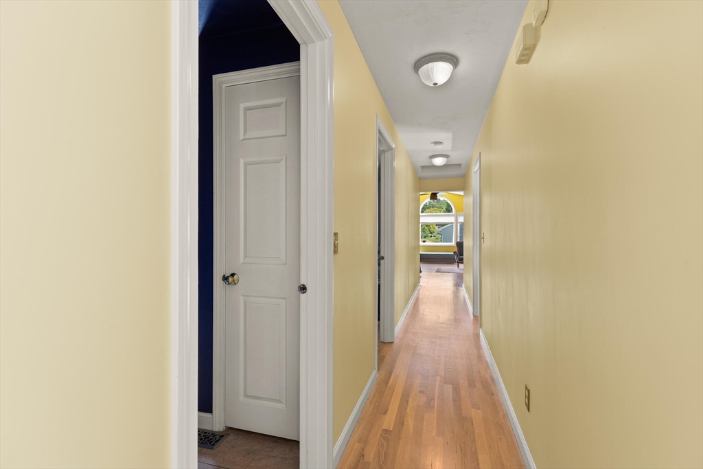 6 Meadowsweet Rd