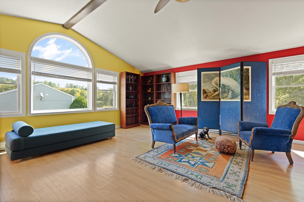 6 Meadowsweet Rd