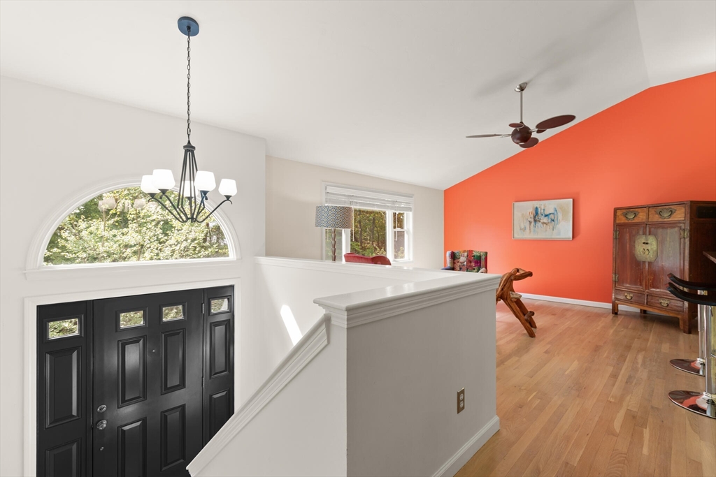 6 Meadowsweet Rd