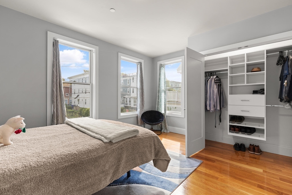 34 Dix St # 3