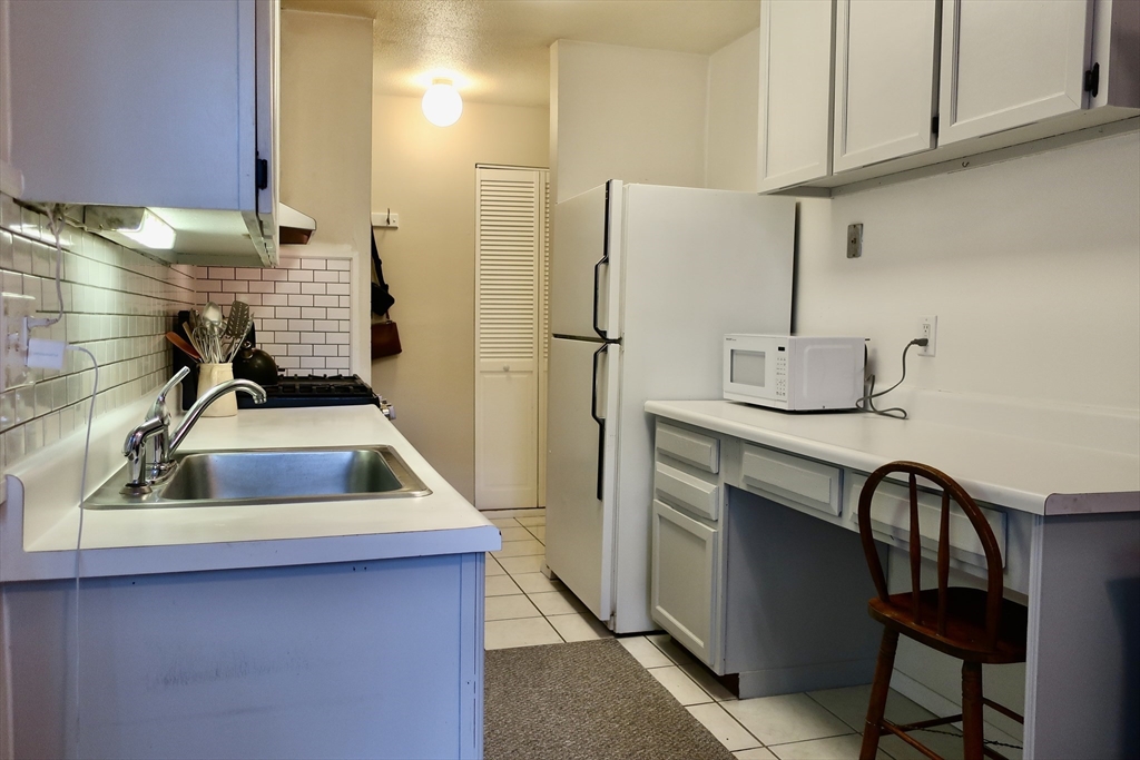40 Shrewsbury Green Dr Unit: A